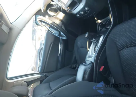 2017 Dodge Journey Sxt z USA, uszkodzony, nr VIN 3C4PDCBG3HT526961